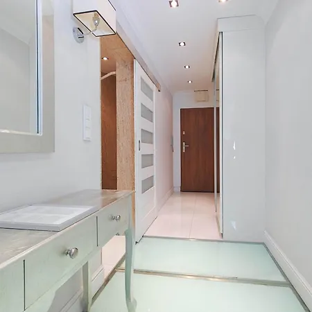 Szlak 77 Modern Next To The Main Train Station With Free Parking 克拉科夫