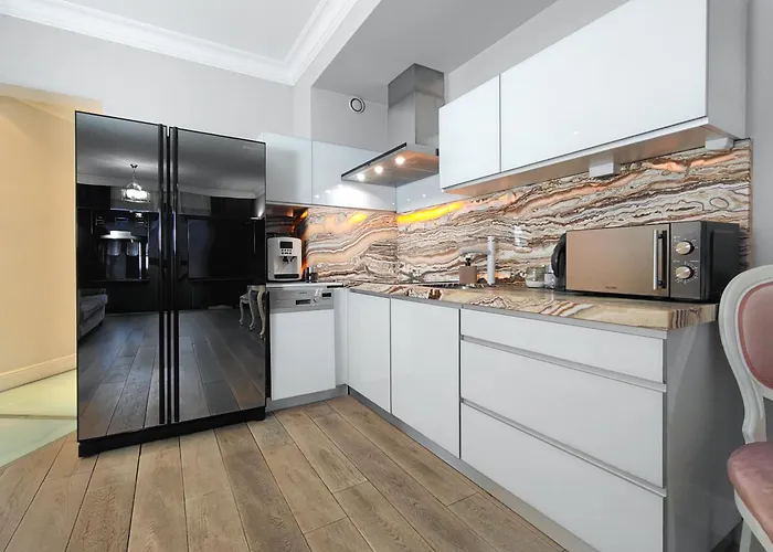 公寓 Szlak 77 Modern Next To The Main Train Station With Free Parking