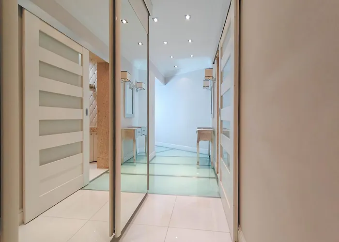 公寓 Szlak 77 Modern Next To The Main Train Station With Free Parking