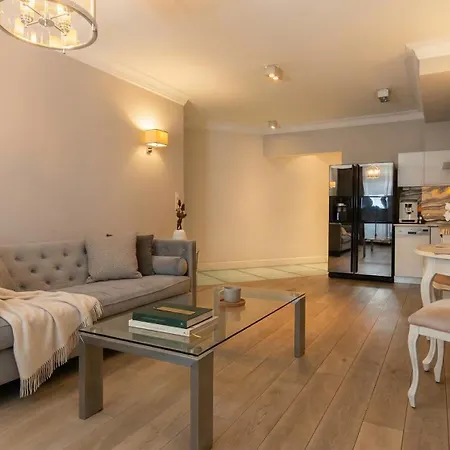 Szlak 77 Modern Next To The Main Train Station With Free Parking 克拉科夫